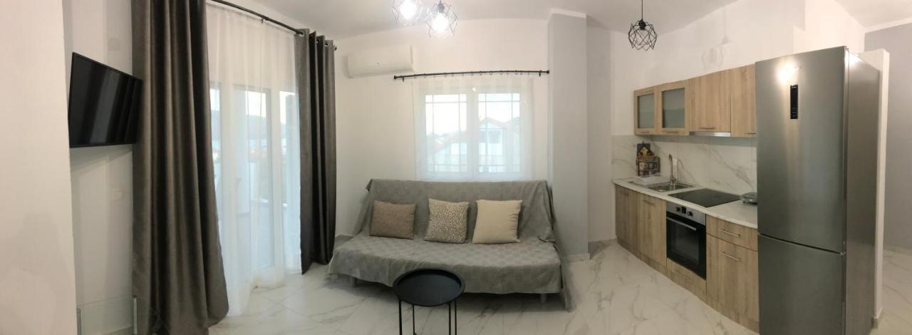 Bafas Apartments Plataria Bagian luar foto