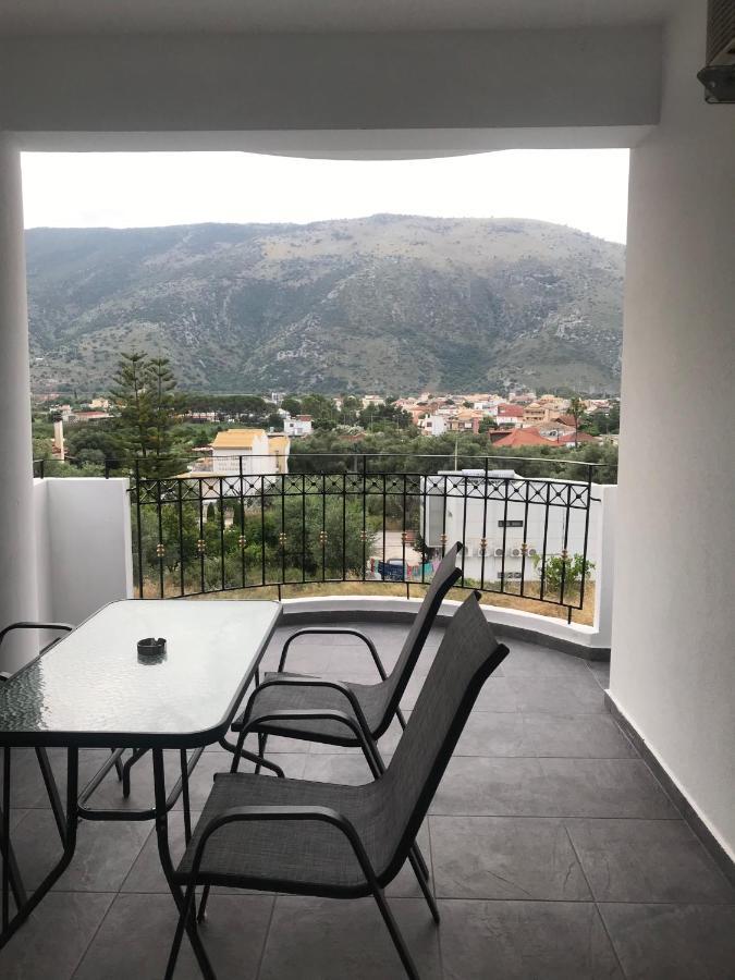 Bafas Apartments Plataria Bagian luar foto