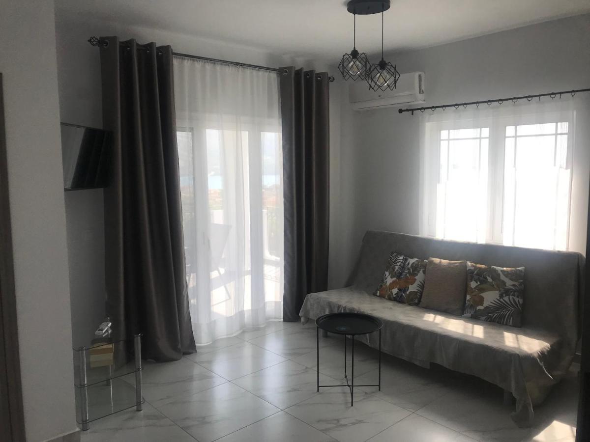Bafas Apartments Plataria Bagian luar foto
