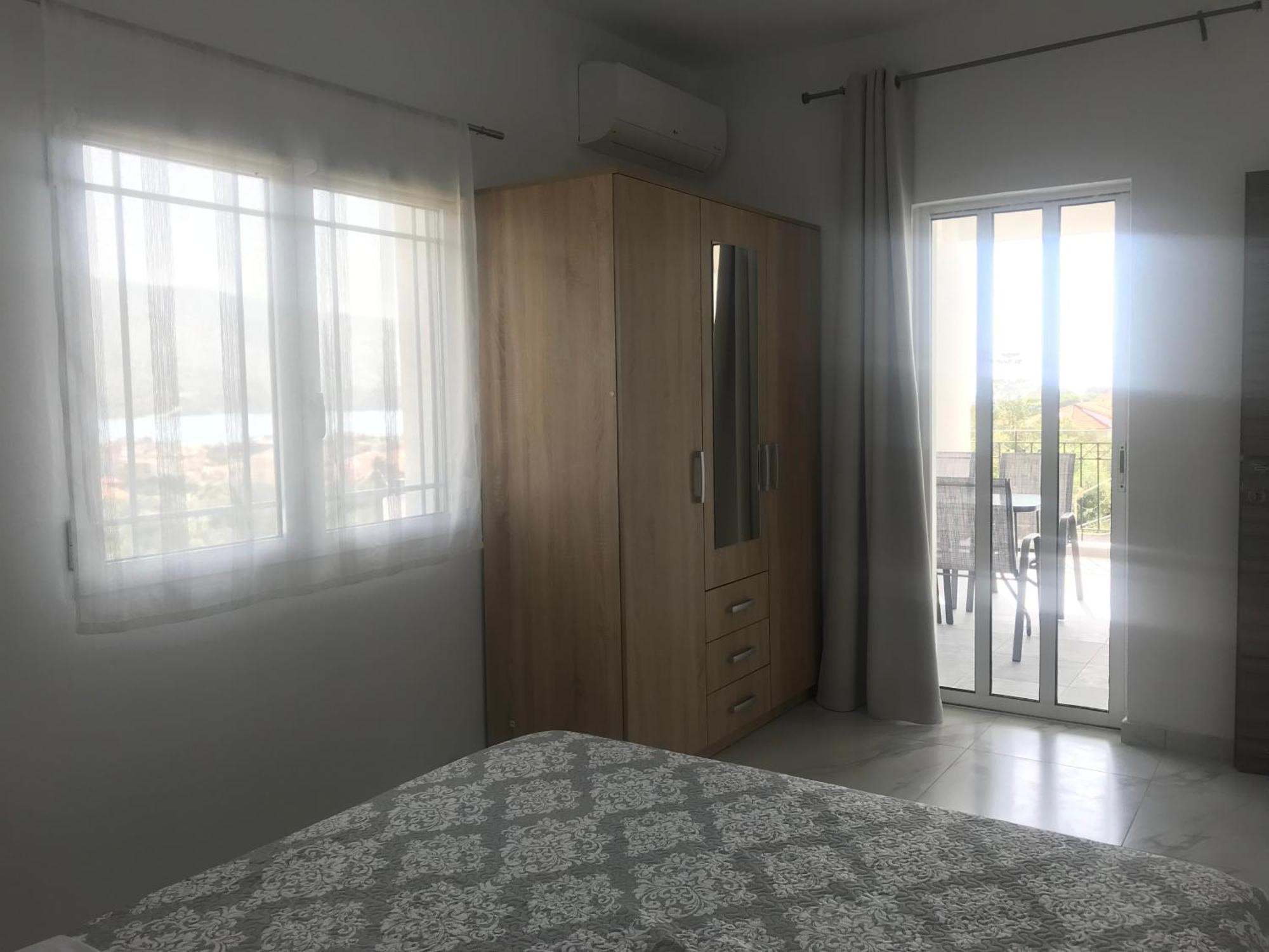 Bafas Apartments Plataria Bagian luar foto